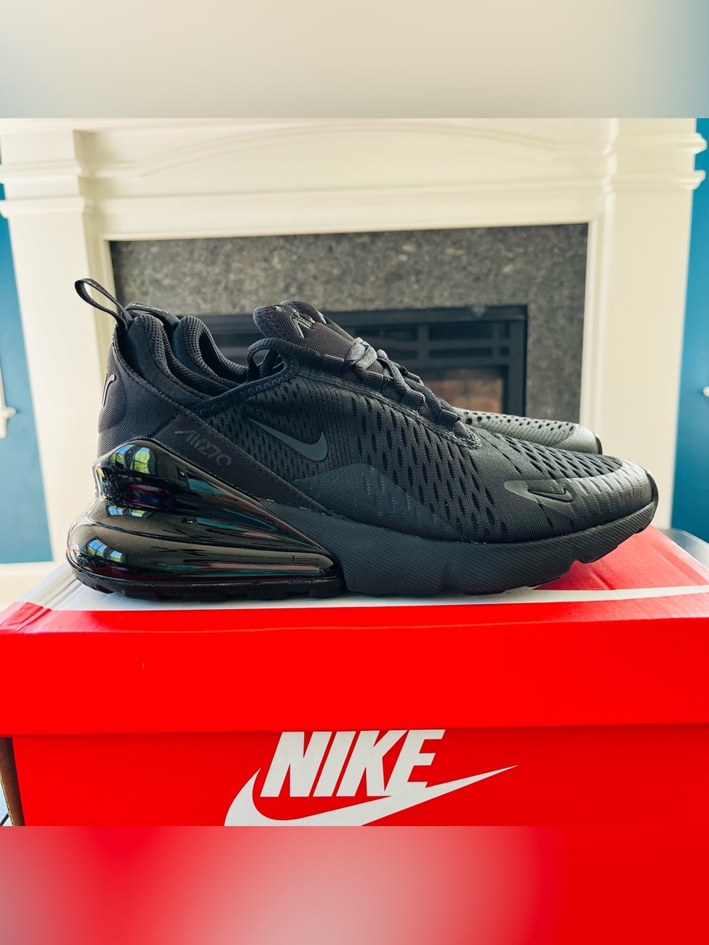 NEW Youth Grade-School Nike Air Max 270 (GS) Sneakers BLACK/BLACK (BQ5776 001)